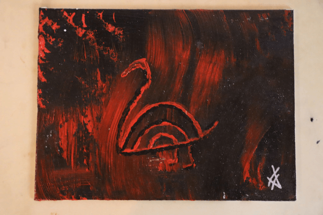 Hand painted Veresi Swan by Vermilia (See image)