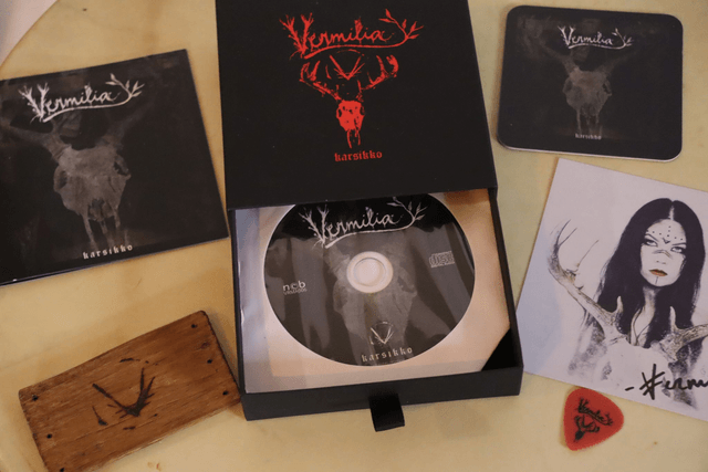 000 Vermilia - Karsikko (limited edition Boxset)