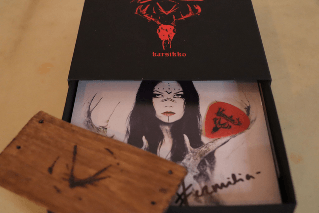 000 Vermilia - Karsikko (limited edition Boxset)